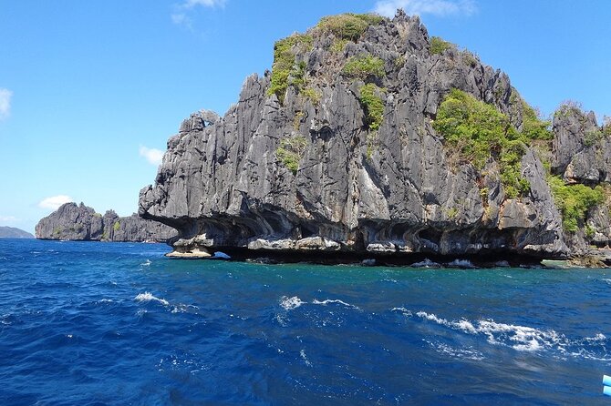 El Nido Island Hopping Tour A with Lunch - The guide and crew make the difference