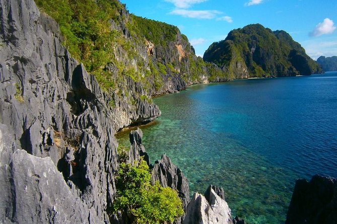 El Nido Island Hopping Tour A with Lunch - Lunch, snorkeling, and the useful extras