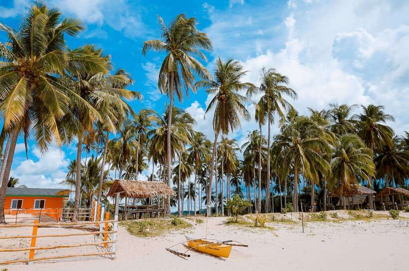 El Nido Island Hopping Tour C: Hidden Beaches & Shrine - Hidden Beach and the best swimming moments