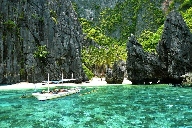 El Nido Island Hopping Tour C with Lunch - Hidden Beach: A Natural Swimming Pool