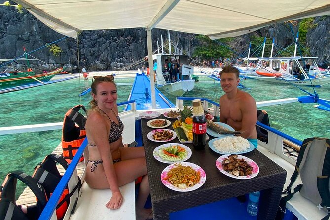 El Nido Palawan Private Tour C, with Lunch - Secret Beach: the day’s most enclosed stop