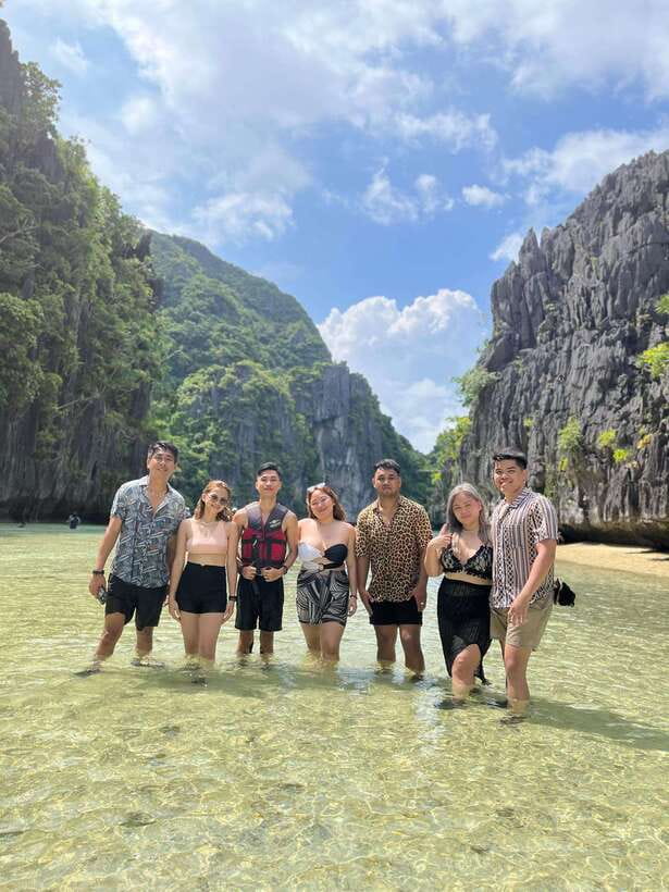 El Nido: Private/Exclusive Island Hopping Tour A BEST PRICE! - Secret Lagoon: A Short Passage Into Stone