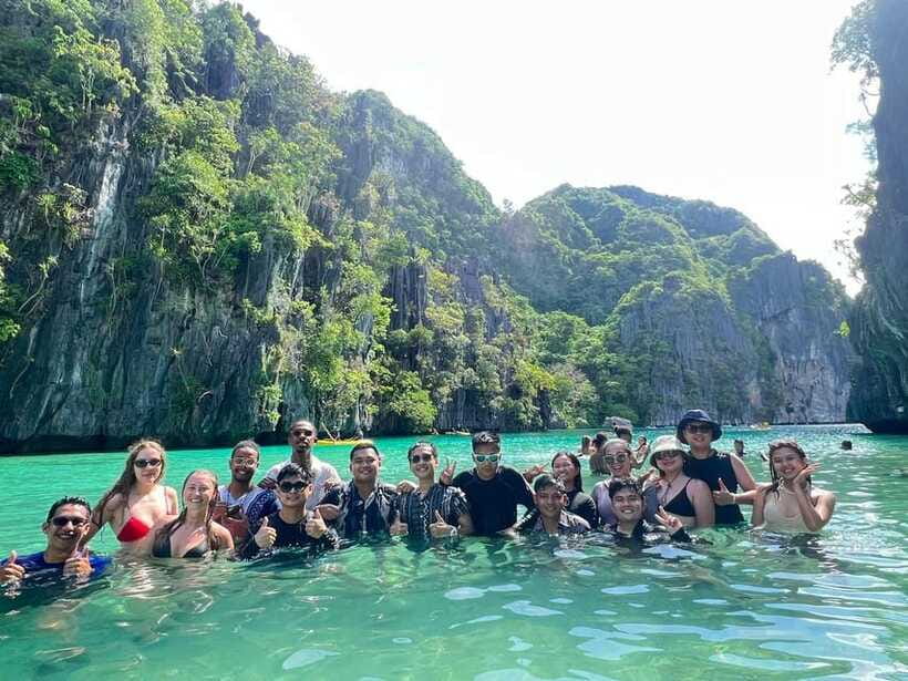 EL NIDO: Private Island Hopping Tour C w/BUFFET LUNCH - Star Beach and the best snorkeling