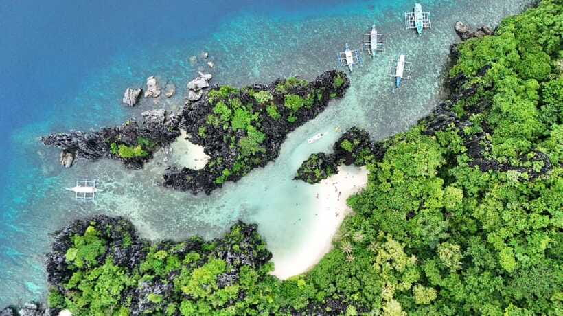 El Nido: Private Tour B with Snake Island and Caves - Snake Island’s curving sandbar