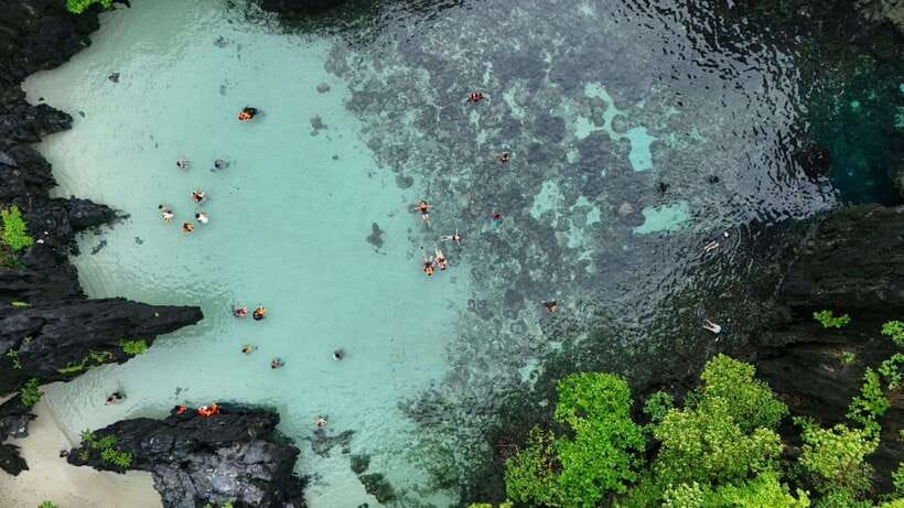 El Nido:Private Tour D with Highlights Small & Cadlao Lagoon - What the $24 price really covers