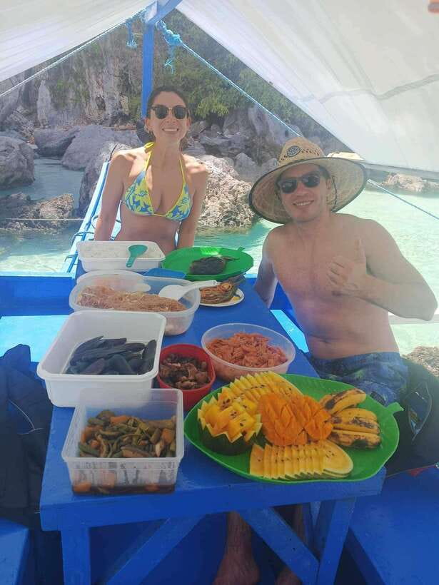 El Nido:Private Tour D with Highlights Small & Cadlao Lagoon - The pace, group size, and crew
