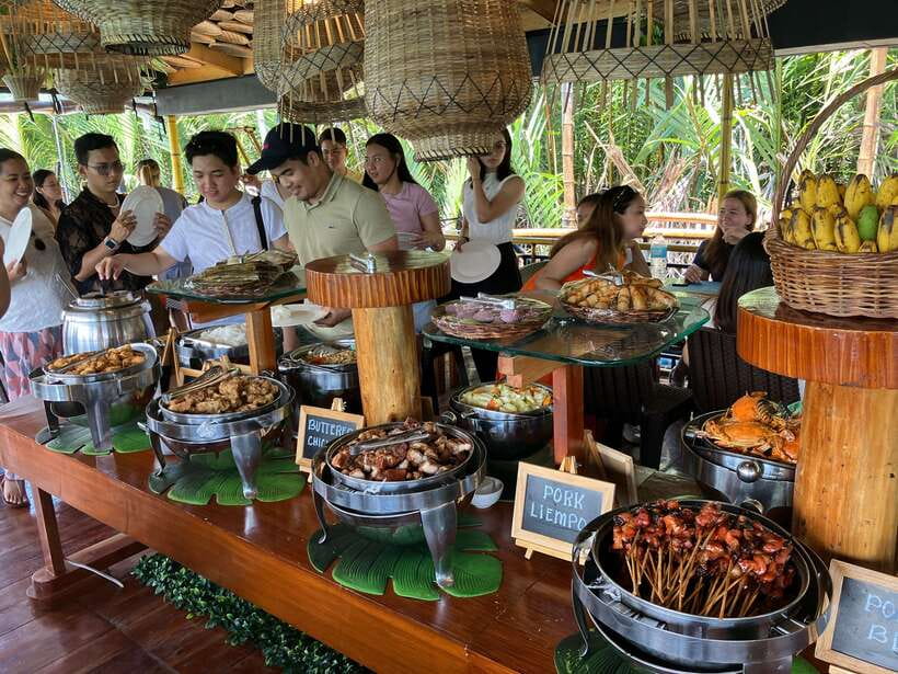 From Cebu City: Bohol Island Highlights in One Day - What the guide and group size add