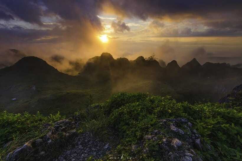 From Cebu: Osmeña Peak and Kandungaw Peak Hiking Trail - Who Will Enjoy This Day Most?