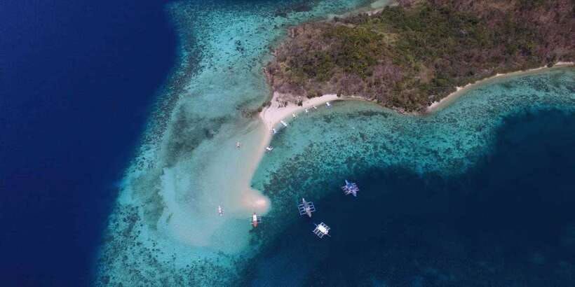 From Coron: Private Island-Hopping Cruise with Lunch - Who should choose this island-hopping day