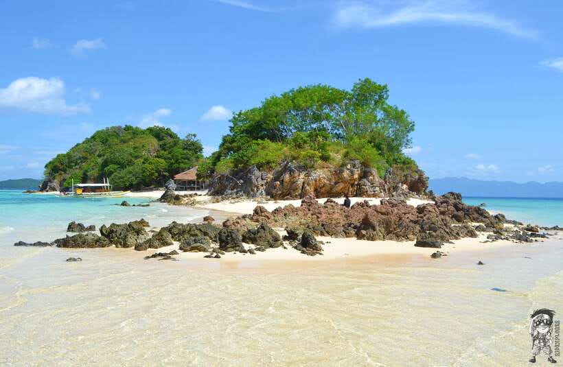 From Coron: Private Island-Hopping Cruise with Lunch - Leaving Coron Town for the outer islands