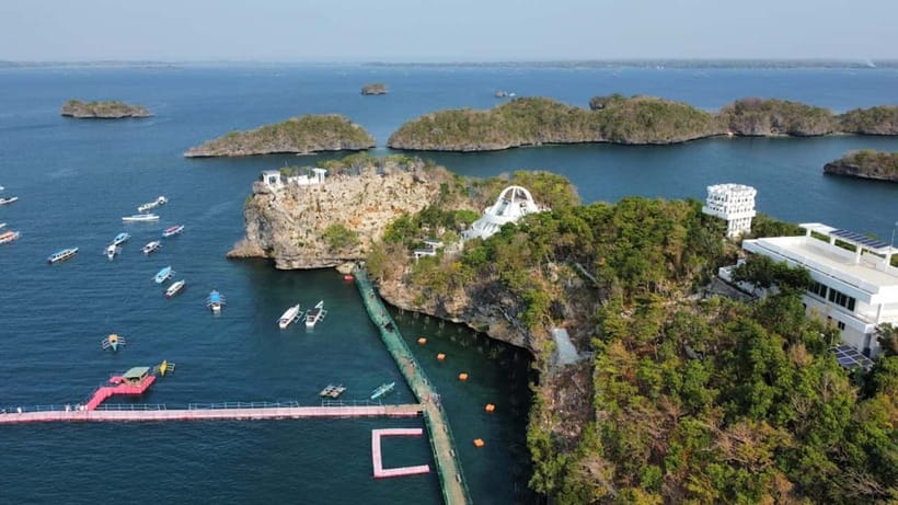 From Manila: Pangasinan Hundred Islands Guided Tour - Arrival in Alaminos and the first look at the islands