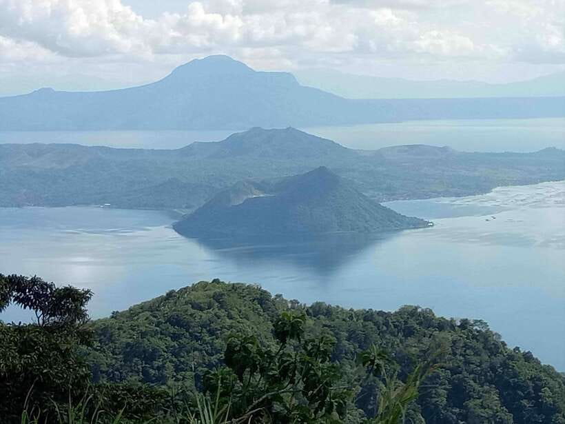 From Manila: Panoramic Tagaytay Ridge Tour - Leaving Manila for Tagaytay’s cool ridge
