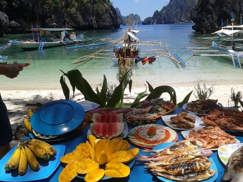 From Puerto Princesa: Port Barton & Island Hopping Day Trip - Exotic Island or Maxima Island by boat