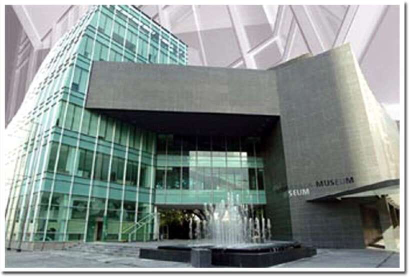 Full-Day Manila City, Tagaytay Taal Volcano and Lake Tour - The American Cemetery and Makati on the return