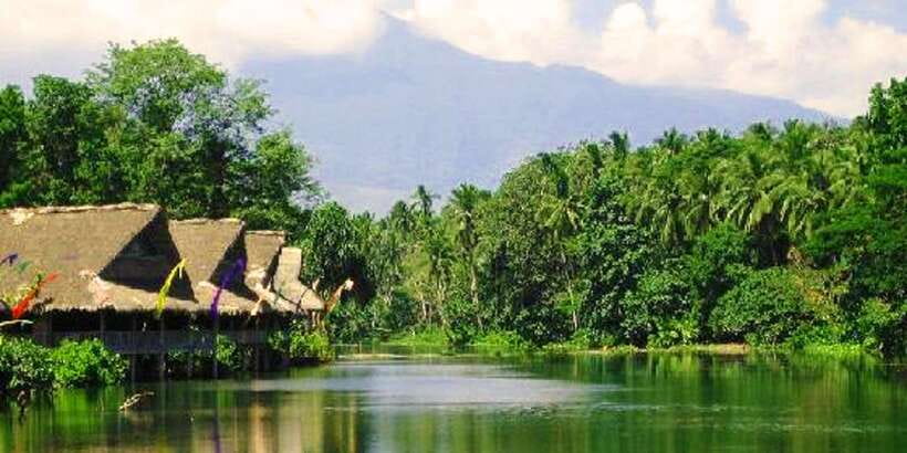 Full Day Tour Villa Escudero Plantation - Practical packing and booking advice