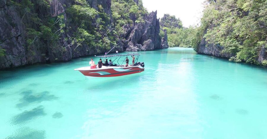 Half-Day Seasation Premium Speedboat Group Island Hopping - What the premium speedboat changes