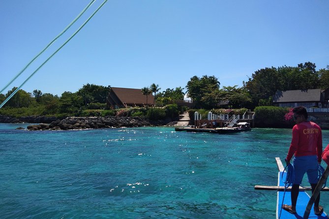 Half day tour with Snorkel at Sancturary and Sulpa island - The crew and the quality of service