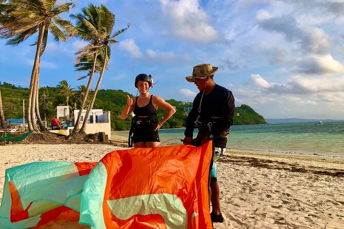 Learn kitesurfing in Boracay - Learning how wind direction controls the kite