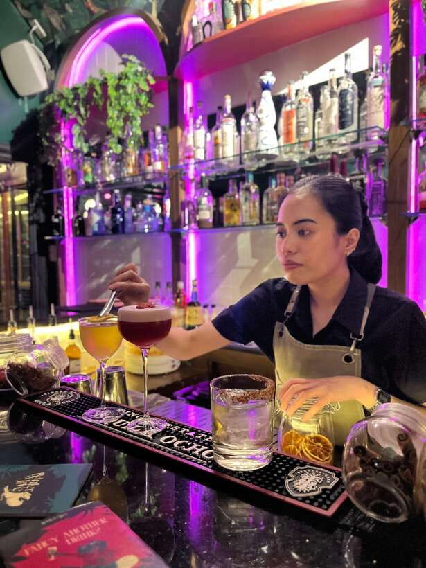 Makati Bar Crawl - Hidden Bar, Speakeasy and Pub - The First Bars: Getting the Group Comfortable