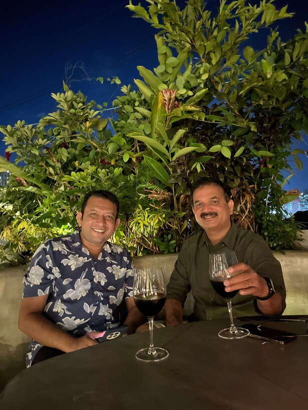 Makati Rooftop Barhopping with Local Guide - Who will enjoy this rooftop crawl most