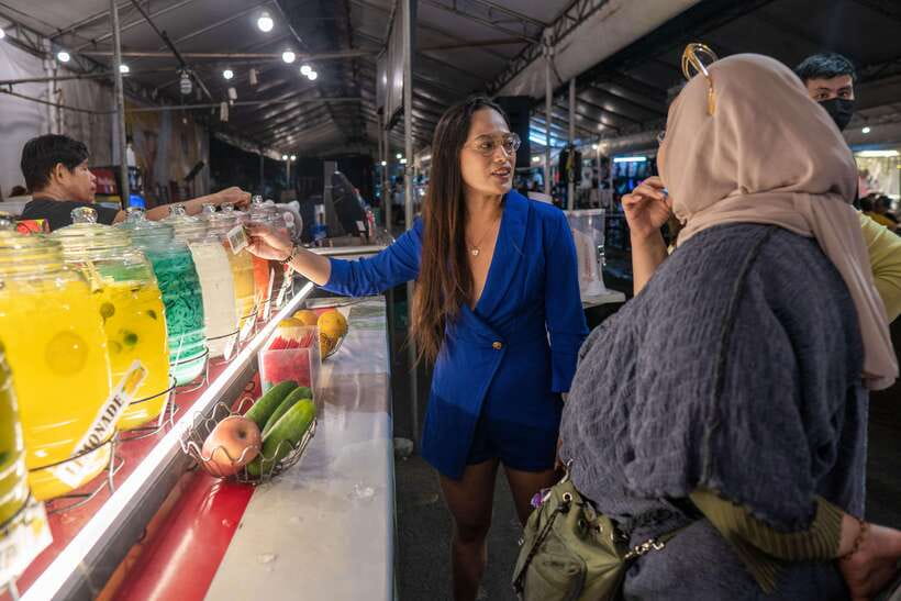Makati: Street Food Experience with a Local Guide - Photography adds practical value