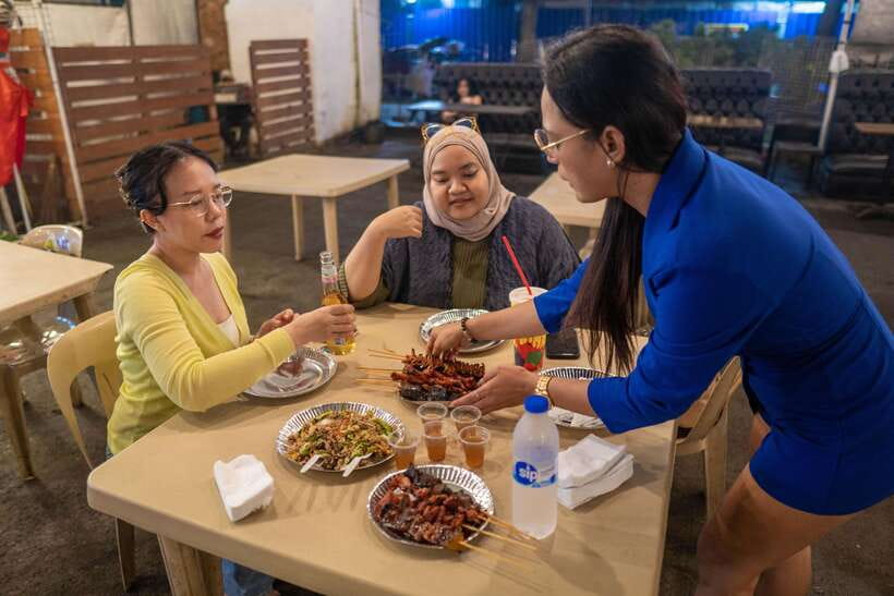 Makati: Street Food Experience with a Local Guide - Who will enjoy this two-hour outing?