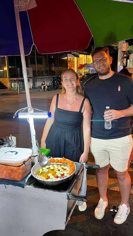 Makati Street food walking tour with Dinner - Filipino flavors beyond your comfort zone