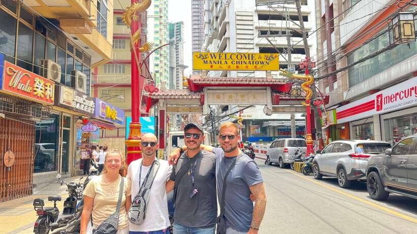Manila Chinatown Food Tour with Local Guide - Eight stops, from savory to sweet
