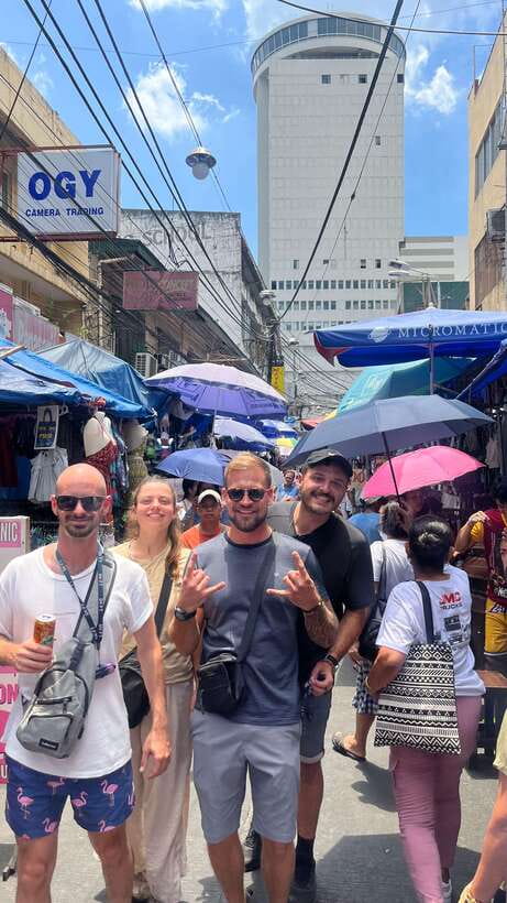 Manila Chinatown Food Tour with Local Guide - Moving through Ongpin and Quiapo