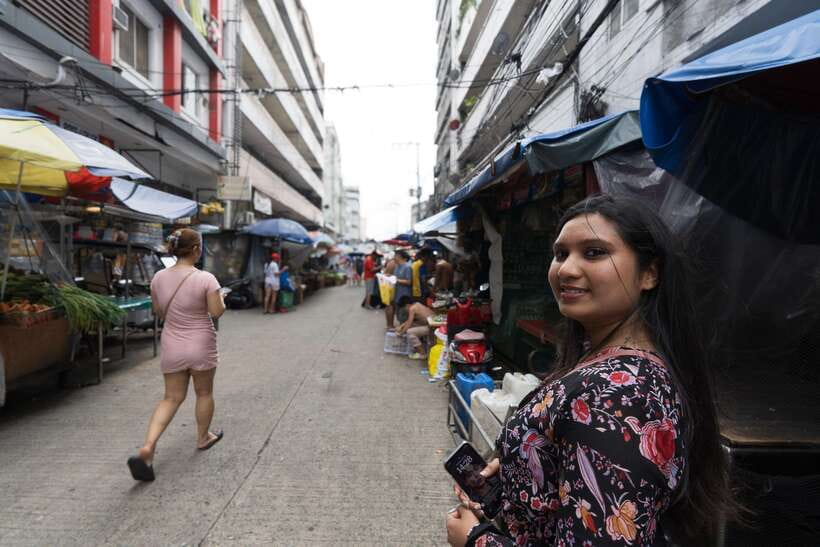 Manila Chinatown Hidden Gems with Venus - Venus as Your Guide Through the Side Streets