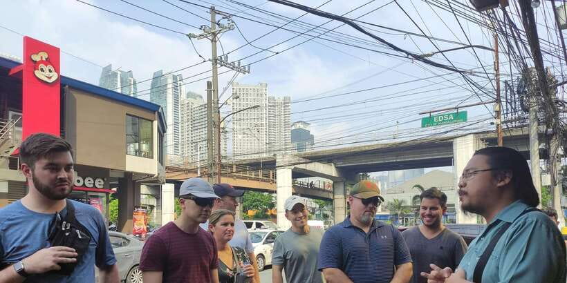 Manila Food Tour: Introduction to Philippine Street Food - Beer, juices, and a local bar stop