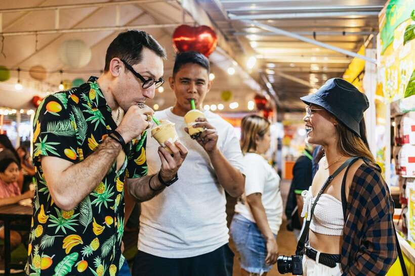 Manila: Guided Night Market Experience - Starting at Tutuban Center Mall and the Bonifacio Monument
