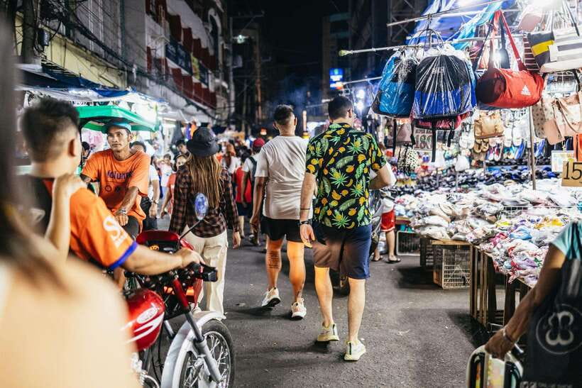 Manila: Guided Night Market Experience - Divisoria’s night market is the main event