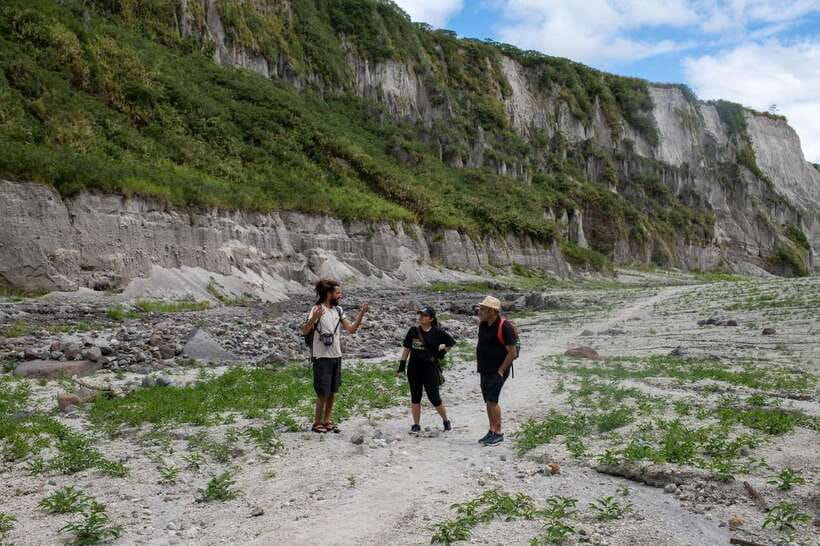 Manila: Mount Pinatubo 4X4 & Hiking Trip - The return hike and second 4x4 ride