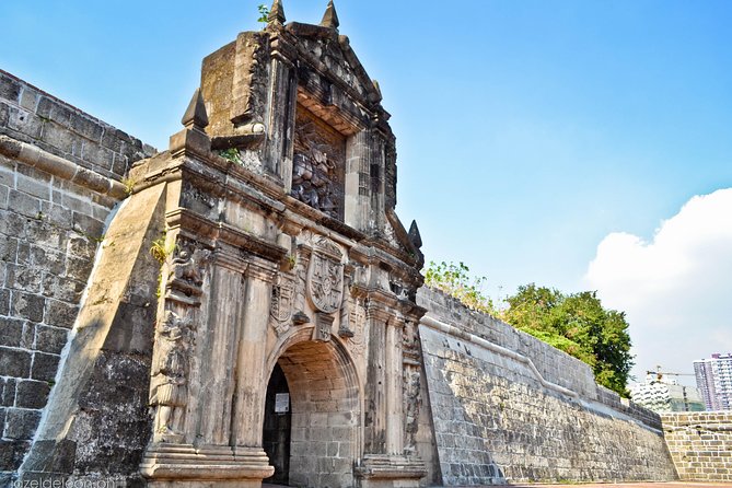 Manila Old and New: Sightseeing Tour Including Intramuros and Fort Santiago - Fort Santiago and the story of José Rizal