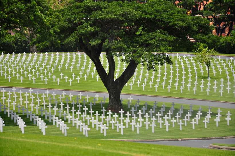 Manila: Old & New 4-Hour City Tour - Roxas Boulevard and Rizal Park