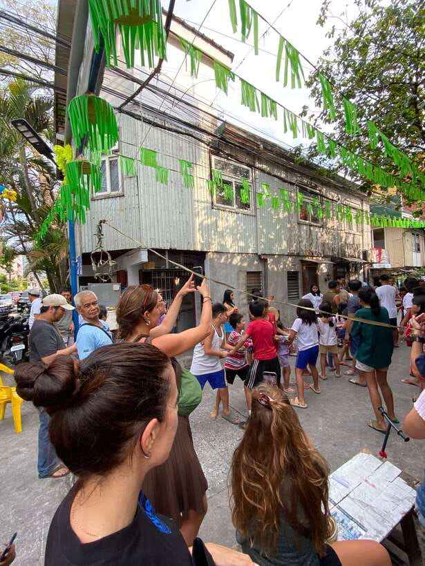 Manila: Taste and See Authenticity - Barangays, alleyways, and ordinary family life