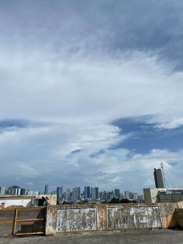 Manila: Taste and See Authenticity - Street food, snacks, and the local pace