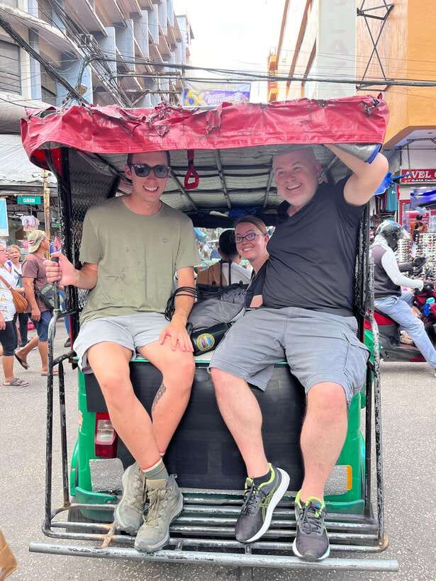 Manila Tuk-Tuk Adventure Hop-in and Hop-Off - Riding through Manila at street level