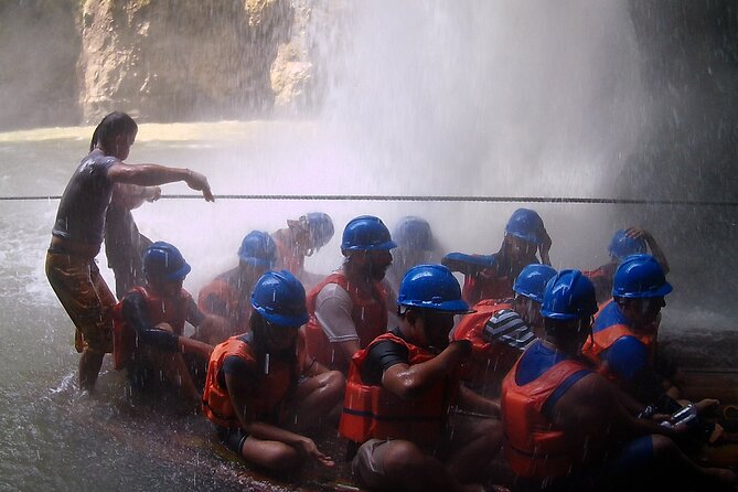 Pagsanjan Falls Adventure from Manila - Upstream through Pagsanjan Gorge