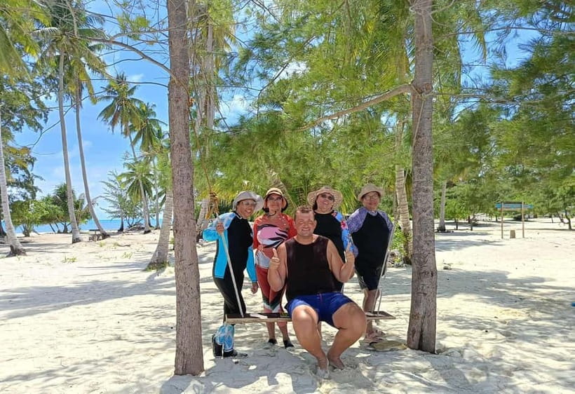 PALAWAN: Balabac Island Hopping with Full board Meals - Tents, town rooms, and the honest comfort level
