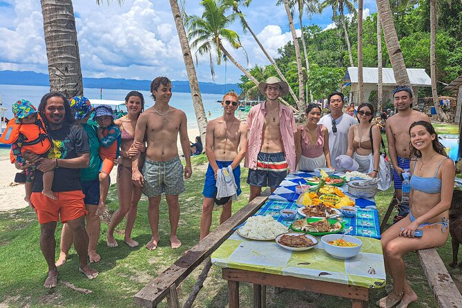 Port Barton Full Day Island Hopping with Buffet Lunch - Lunch, equipment, and photos make the $44 price useful