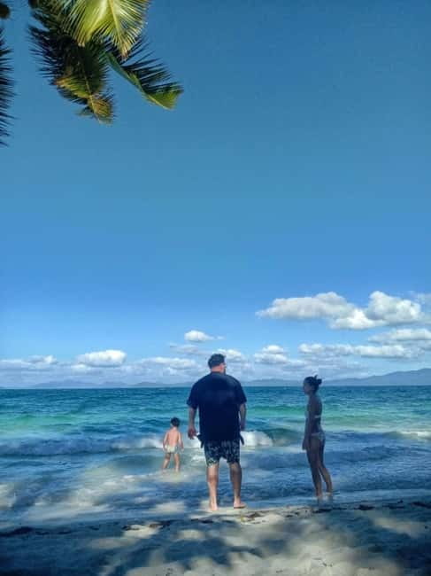 Port Barton: Island Hopping with Lunch,Hotel Transfer & Fees - Starfish Island offers shallow-water scenery