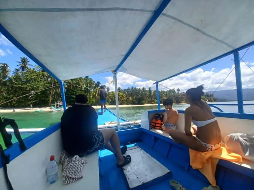 Port Barton: Island Hopping with Lunch,Hotel Transfer & Fees - Paradise Island closes the route slowly