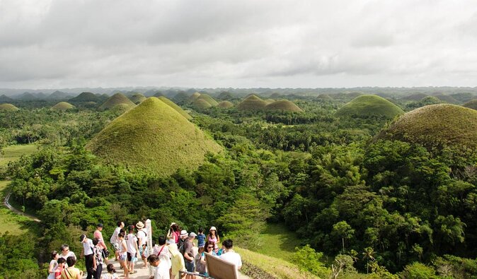 Private Bohol and Chocolate Hills with Loboc River Cruise - Key points to know before booking