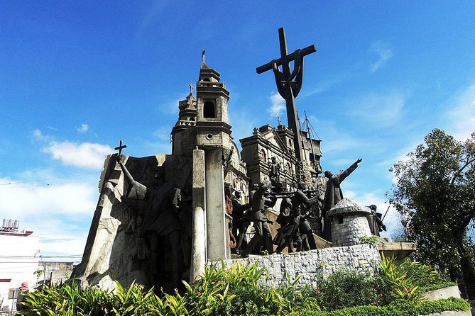 Private Cebu & Lapu-Lapu City Tour with Uphill Spots & Lunch at House of Lechon - Cebu’s old houses and local identity