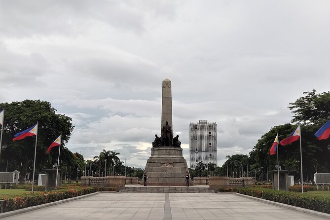 Private Half-Day Makati (Old Manila) with Intramuros - Rizal Park puts Philippine history first