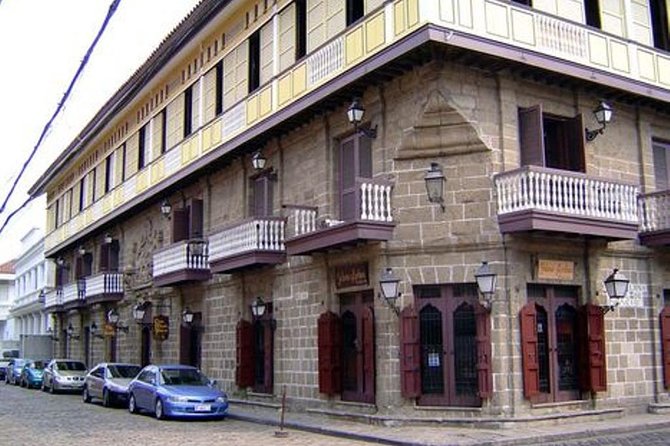 Private Half-Day Manila with Rizal Park and Fort Santiago - Starting in Makati and Fort Bonifacio