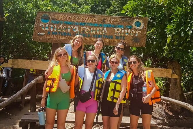 Private Underground River Tour from El Nido to Puerto Princesa - Lunch and what the $193 price covers