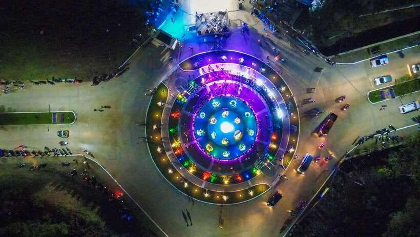 Puerto Princesa: Balayong People's Park with Dinner and Show - Is $117 for Two People Good Value?